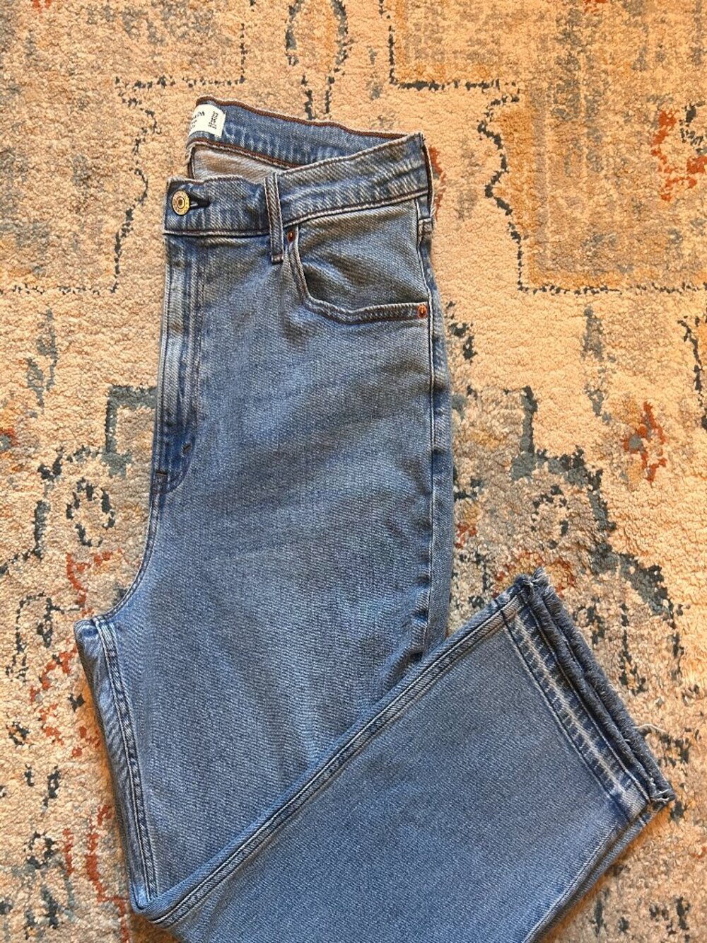 Abercrombie & Fitch Curve Love Ultra High Rise Ankle Straight Jeans Frayed Hem